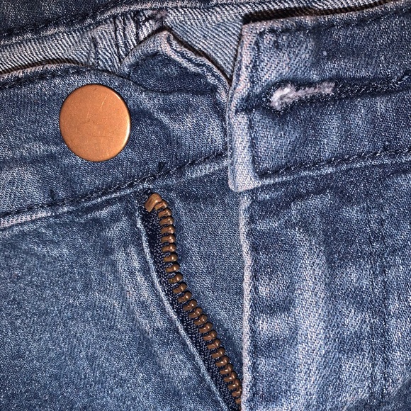 🔥 3/$20 Forever 21 Skinny Jeans - Picture 4 of 4